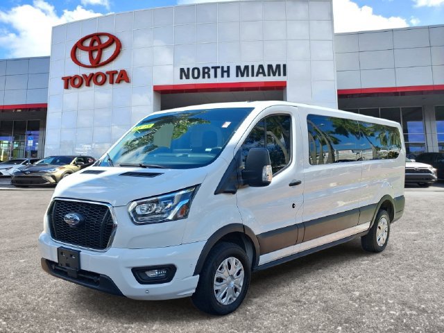 Used 2023 Ford Transit 350 XLT RWD image 2