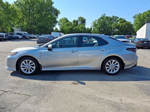 Used 2024 Toyota Camry LE w/ Convenience Package FWD image 8