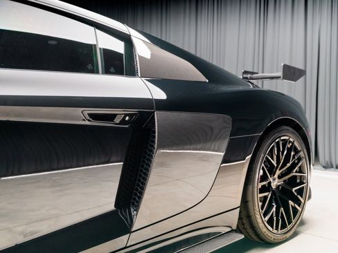 Used 2017 Audi R8 V10 plus image 54