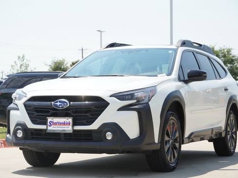 Used 2024 Subaru Outback Onyx Edition XT image 3