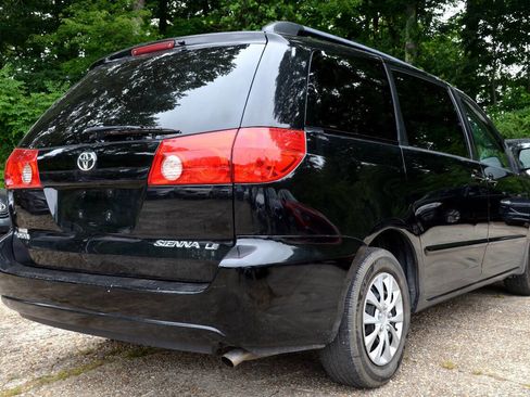 Used 2008 Toyota Sienna LE FWD image 5