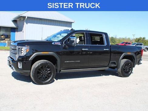 Used 2022 GMC Sierra 2500 Denali w/ Denali Black Diamond Edition image 4