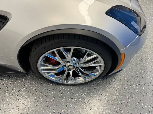 Used 2019 Chevrolet Corvette Z06 RWD image 32