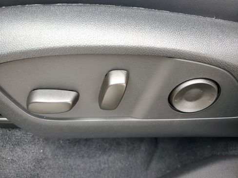 New 2026 GMC Acadia AT4 image 19