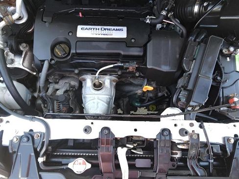 Used 2015 Honda CR-V Touring image 31