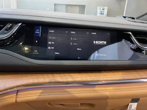 New 2025 Jeep Grand Cherokee L Summit w/ Advanced Protech Group IV image 41