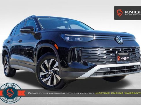 New 2025 Volkswagen Tiguan S image 1