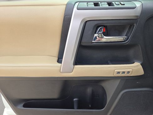 Used 2015 Toyota 4Runner Limited RWD image 19