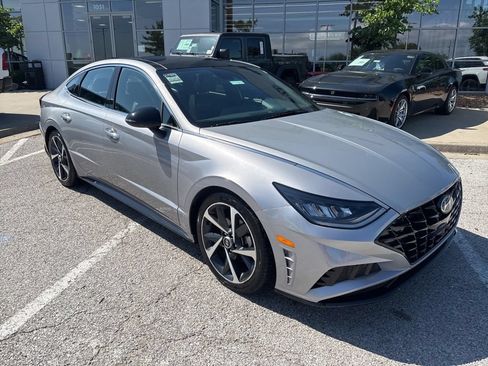 Used 2023 Hyundai Sonata SEL Plus FWD image 6