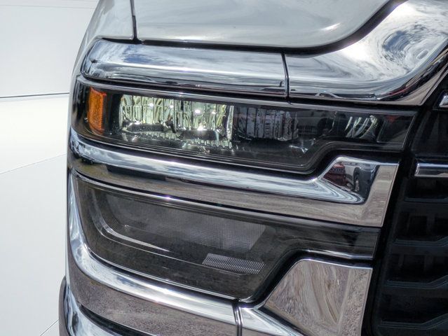New 2026 RAM 3500 Tradesman w/ Chrome Appearance Group A AWD/4WD image 9