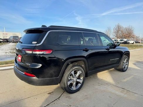 New 2025 Jeep Grand Cherokee L Limited w/ Trailer Tow Package image 5