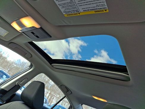 Used 2019 Nissan Altima 2.5 SV image 15