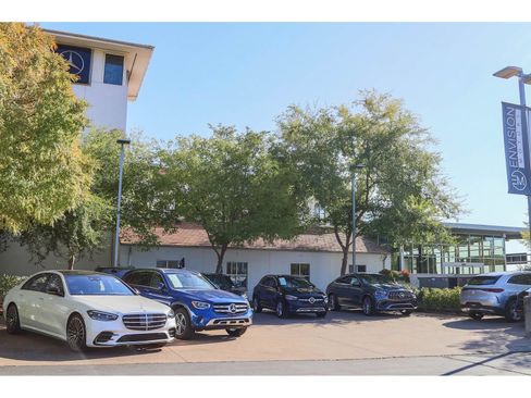 Certified 2025 Mercedes-Benz GLA 250 image 32