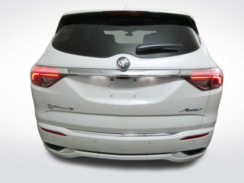 Used 2024 Buick Enclave Avenir w/ Avenir Technology Package AWD/4WD image 5
