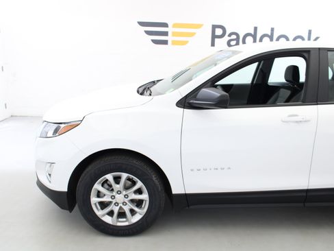 Used 2021 Chevrolet Equinox LS w/ LPO, Floor Liner Package image 4