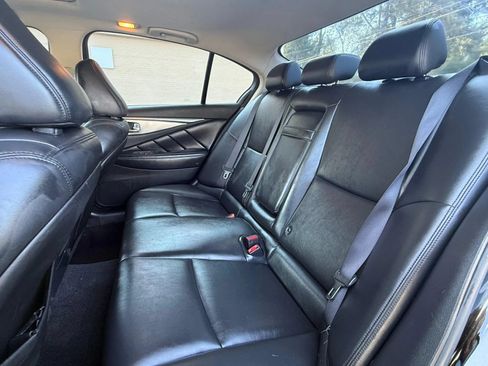 Used 2014 INFINITI Q50 Premium AWD/4WD image 23