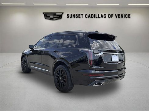 Certified 2025 Cadillac XT6 Sport w/ Platinum Package AWD/4WD image 5