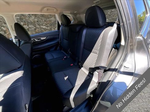 Used 2018 Nissan Rogue SV AWD/4WD image 22