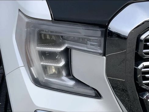 Used 2021 GMC Sierra 1500 Denali w/ Denali Ultimate Package image 26