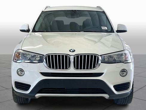 Used 2017 BMW X3 sDrive28i image 3