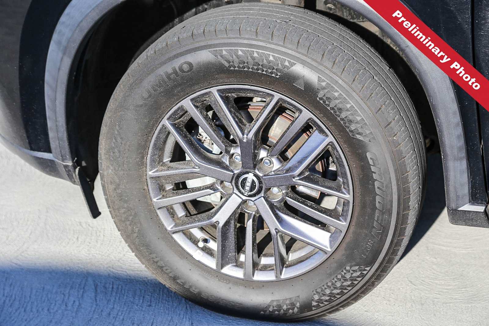 Used 2023 Nissan Rogue S AWD/4WD image 10