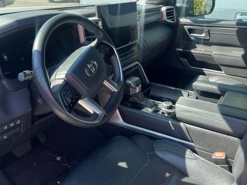 Used 2024 Toyota Sequoia Platinum AWD/4WD image 6