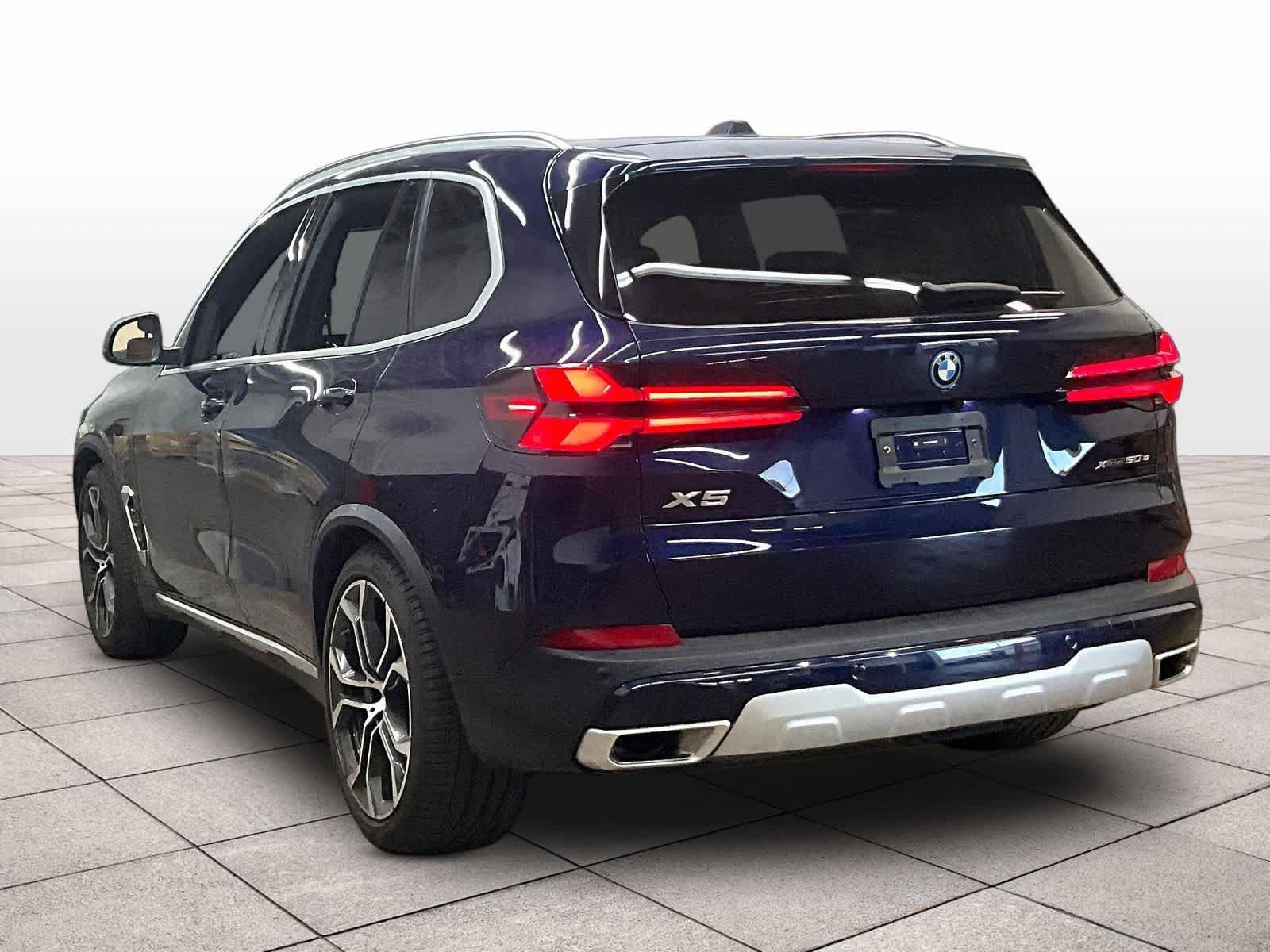 Used 2026 BMW X5 xDrive50e AWD/4WD image 14