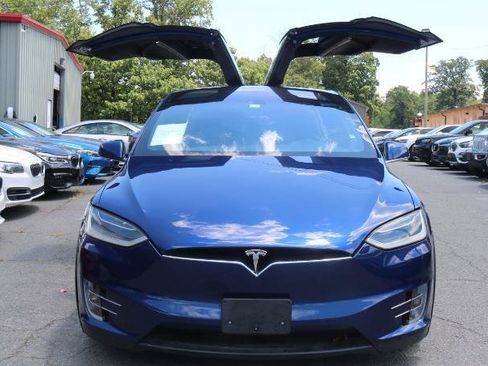Used 2016 Tesla Model X Performance AWD/4WD image 3