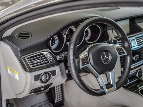 Used 2014 Mercedes-Benz CLS 550 image 34