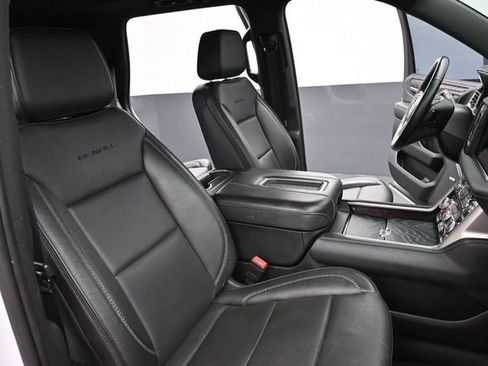 Used 2023 GMC Yukon Denali AWD/4WD image 29