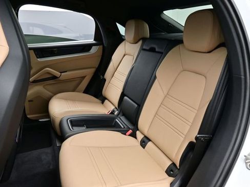 New 2026 Porsche Cayenne E-Hybrid Coupe image 15