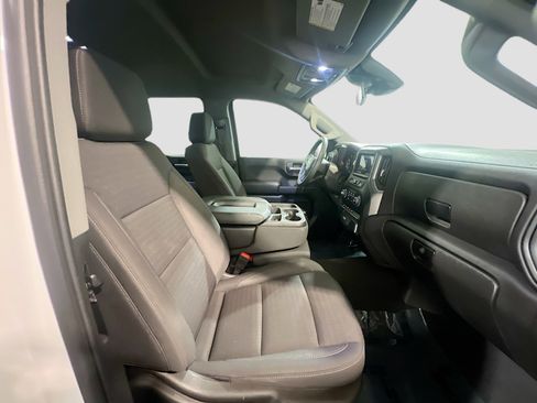 Used 2024 Chevrolet Silverado 1500 Custom image 19