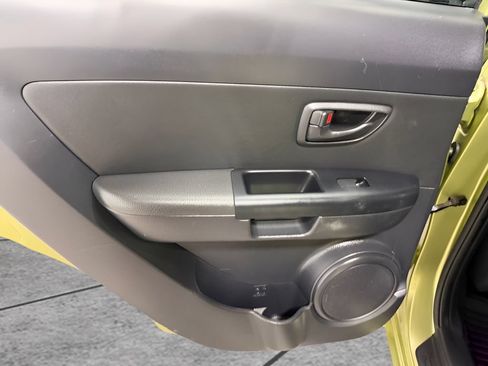 Used 2012 Kia Soul FWD image 12