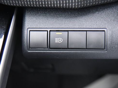 Used 2024 Subaru Solterra AWD/4WD image 33