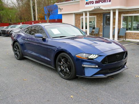 Used 2019 Ford Mustang GT Premium w/ Equipment Group 401A image 5