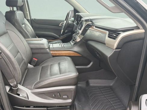 Used 2019 GMC Yukon XL Denali AWD/4WD image 10