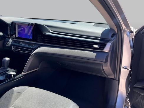 Used 2025 Toyota Camry LE w/ Convenience Package FWD image 18
