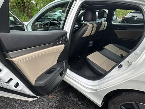 Used 2017 Honda Civic EX-L image 34