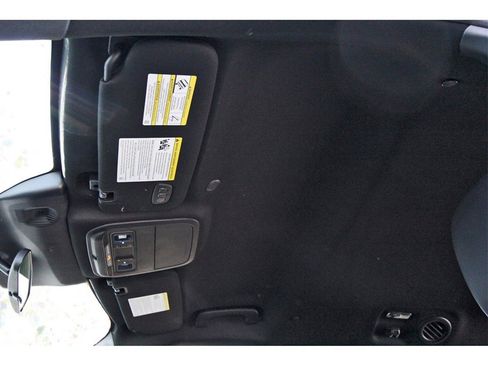 Used 2025 Ford Explorer ST-Line image 26