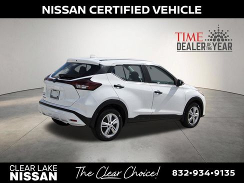 Certified 2025 Nissan Kicks Play S FWD image 8