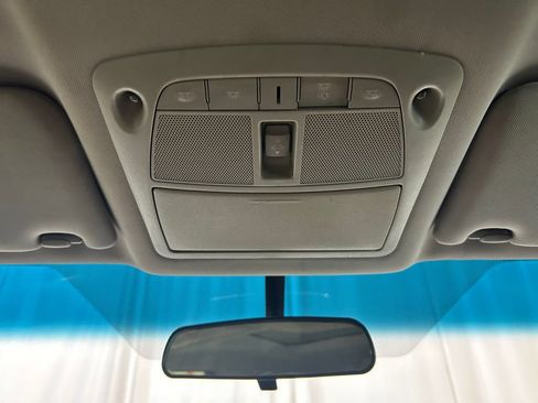 Used 2015 Nissan Altima 2.5 SV FWD image 18