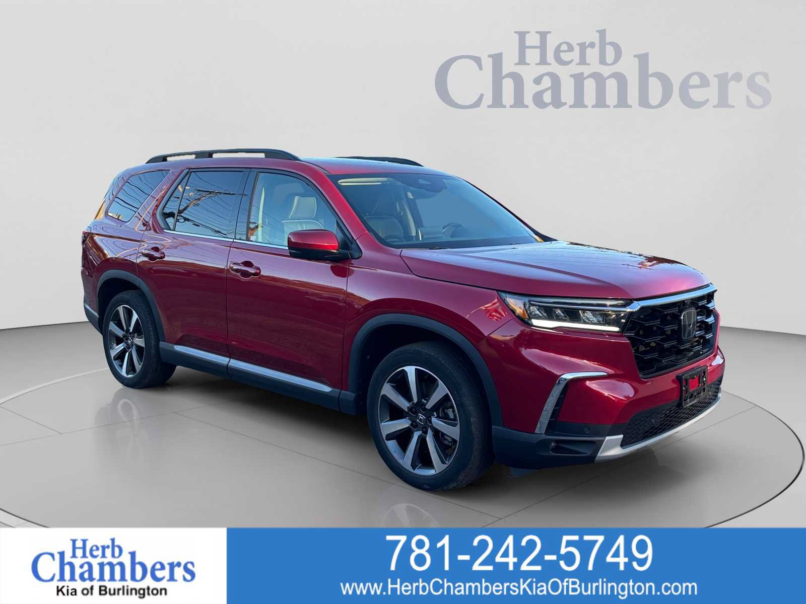 Used 2023 Honda Pilot Elite image 1