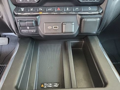 Used 2021 Chevrolet Silverado 2500 High Country w/ Z71 Off-Road Package AWD/4WD image 21