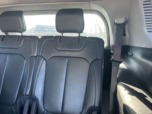 Used 2021 Jeep Grand Cherokee L Limited image 21