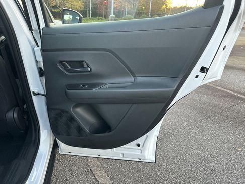 New 2026 Nissan Kicks S image 16