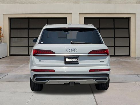 Used 2023 Audi Q7 3.0T Premium Plus w/ Premium Plus Package AWD/4WD image 5