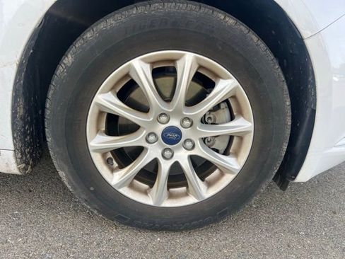 Used 2017 Ford Fusion S image 5