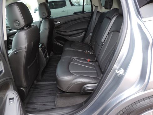 Used 2020 Buick Envision Essence image 18