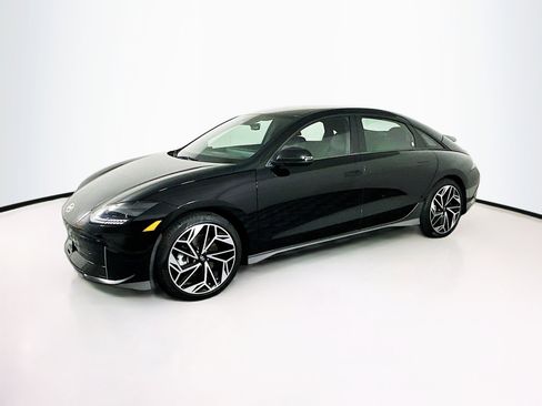 Used 2024 Hyundai Ioniq 6 Limited RWD image 4