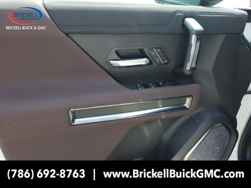 New 2026 GMC Hummer EV 4x4 Crew Cab image 16